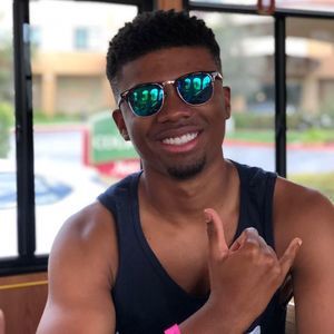 Meet your Posher, James